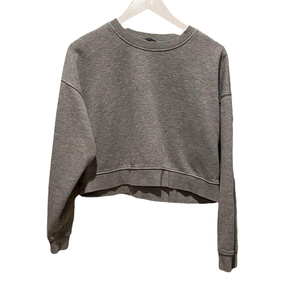 Zara Sweatshirt Crew neck gray basic size small